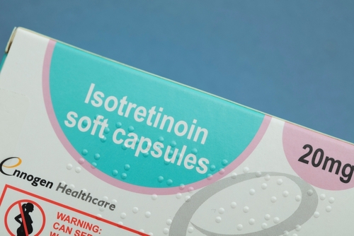 טיפול ב-ISOTRETINOIN לסבוריאה